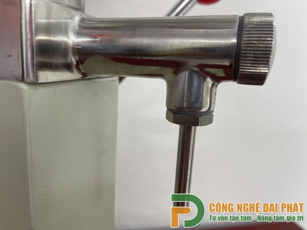 may-chiet-rot-my-pham-thu-cong-a03-dgdp-m02-10-1024x767